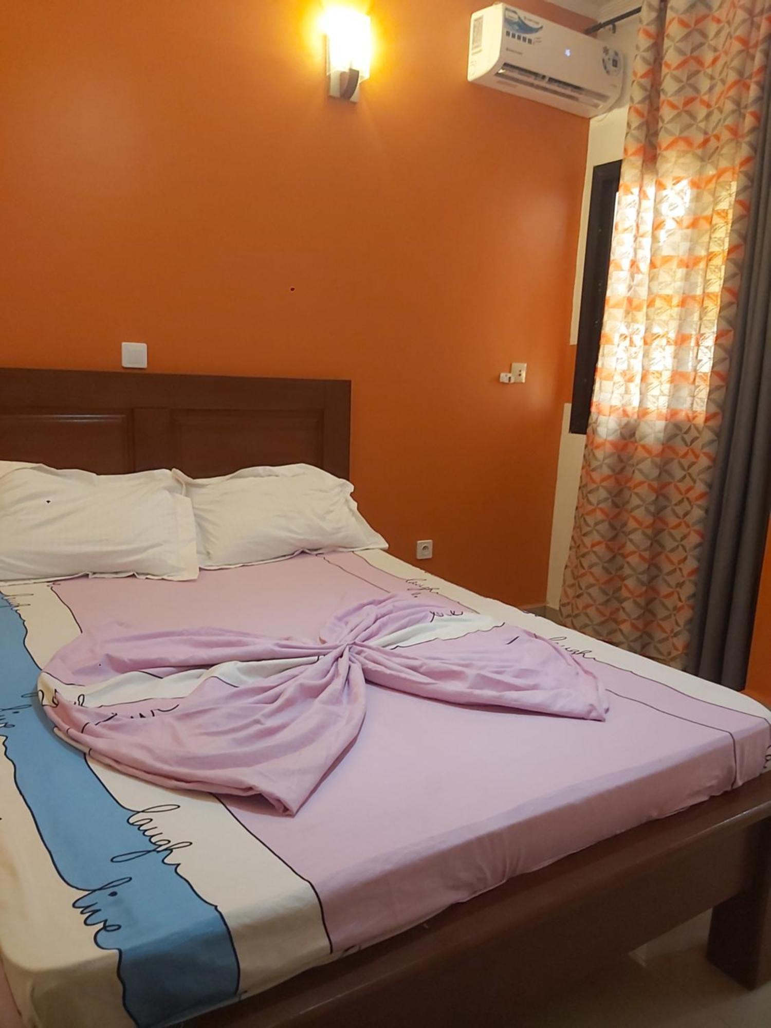 Hotel Appart B4U - Etoudi Yaoundé Exteriér fotografie