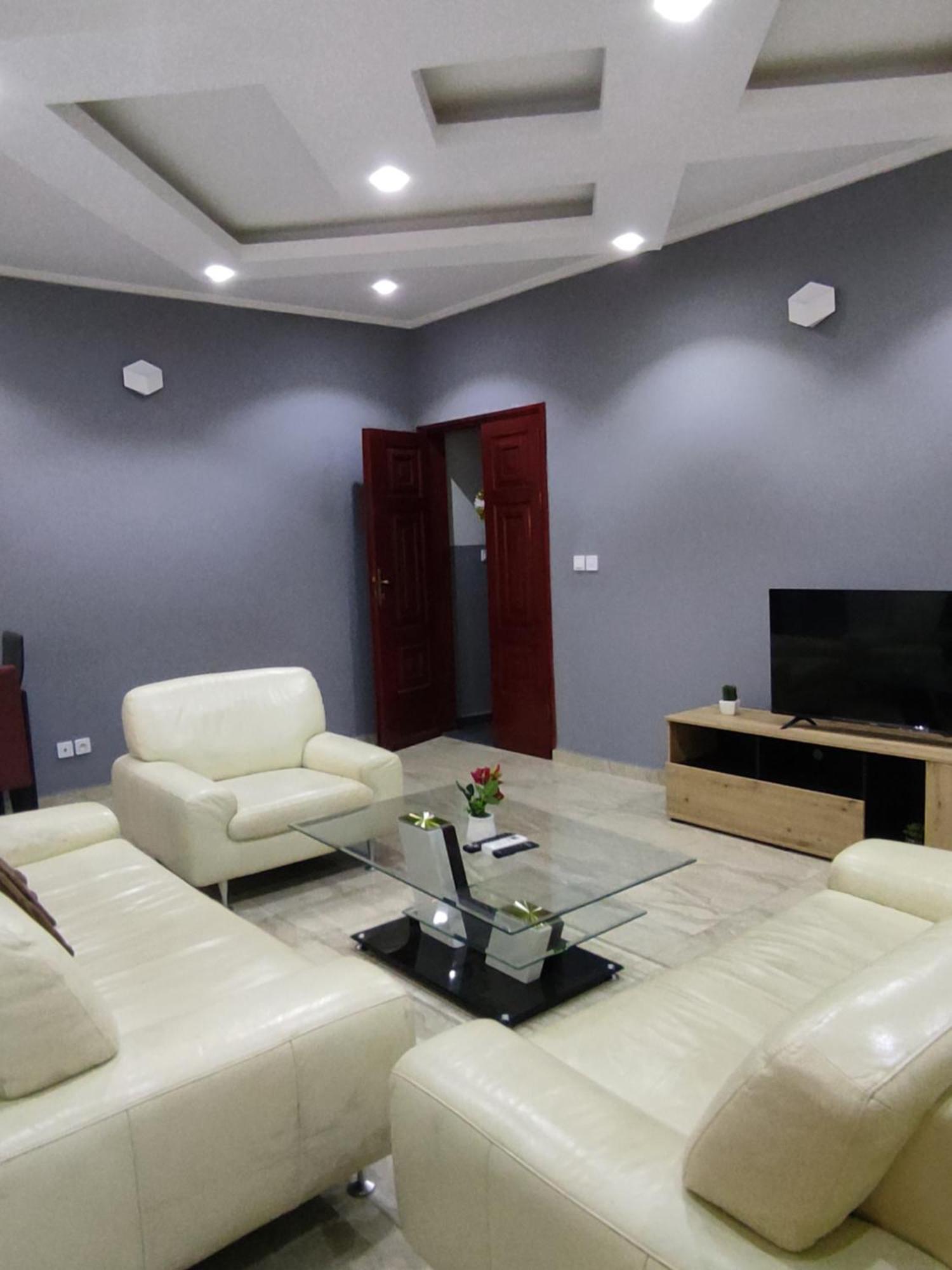 Hotel Appart B4U - Etoudi Yaoundé Exteriér fotografie