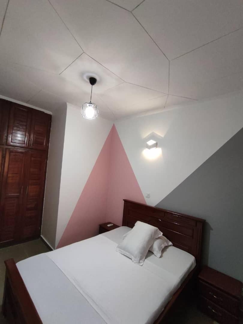 Hotel Appart B4U - Etoudi Yaoundé Exteriér fotografie